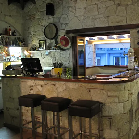 アパートホテル Royal And Chalkidiki
