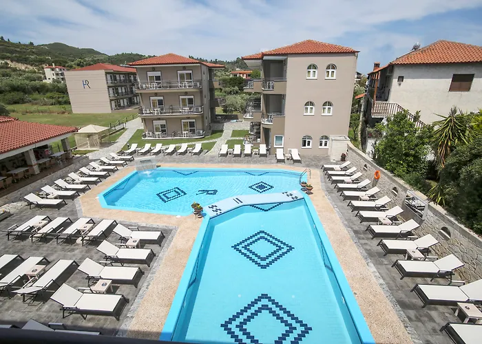 Royal And Aparthotel