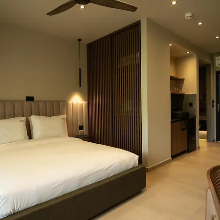 Apartahotel Royal And 4*