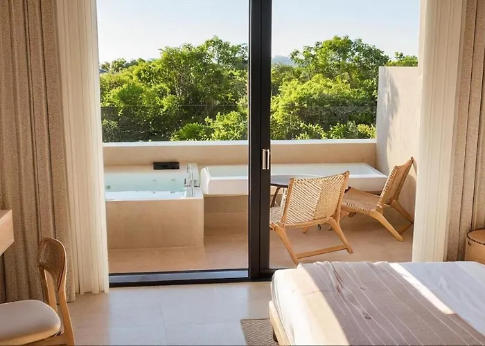 Royal And Chalkidiki