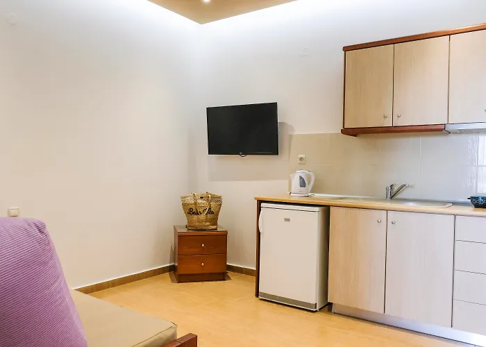 Aparthotel Royal And 4*